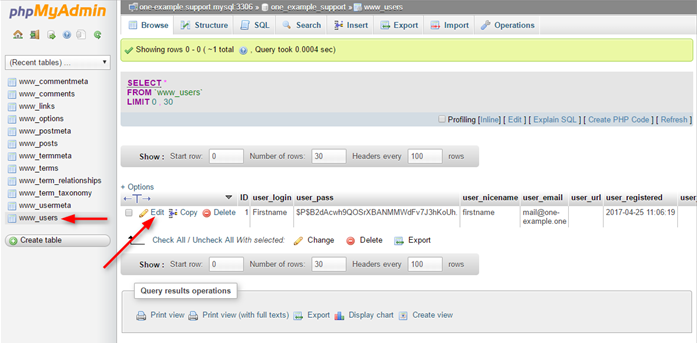 پنجره مدیریت بазه داده phpMyAdmin.
